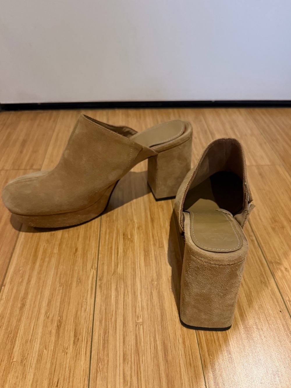Zara Tan suede clogs